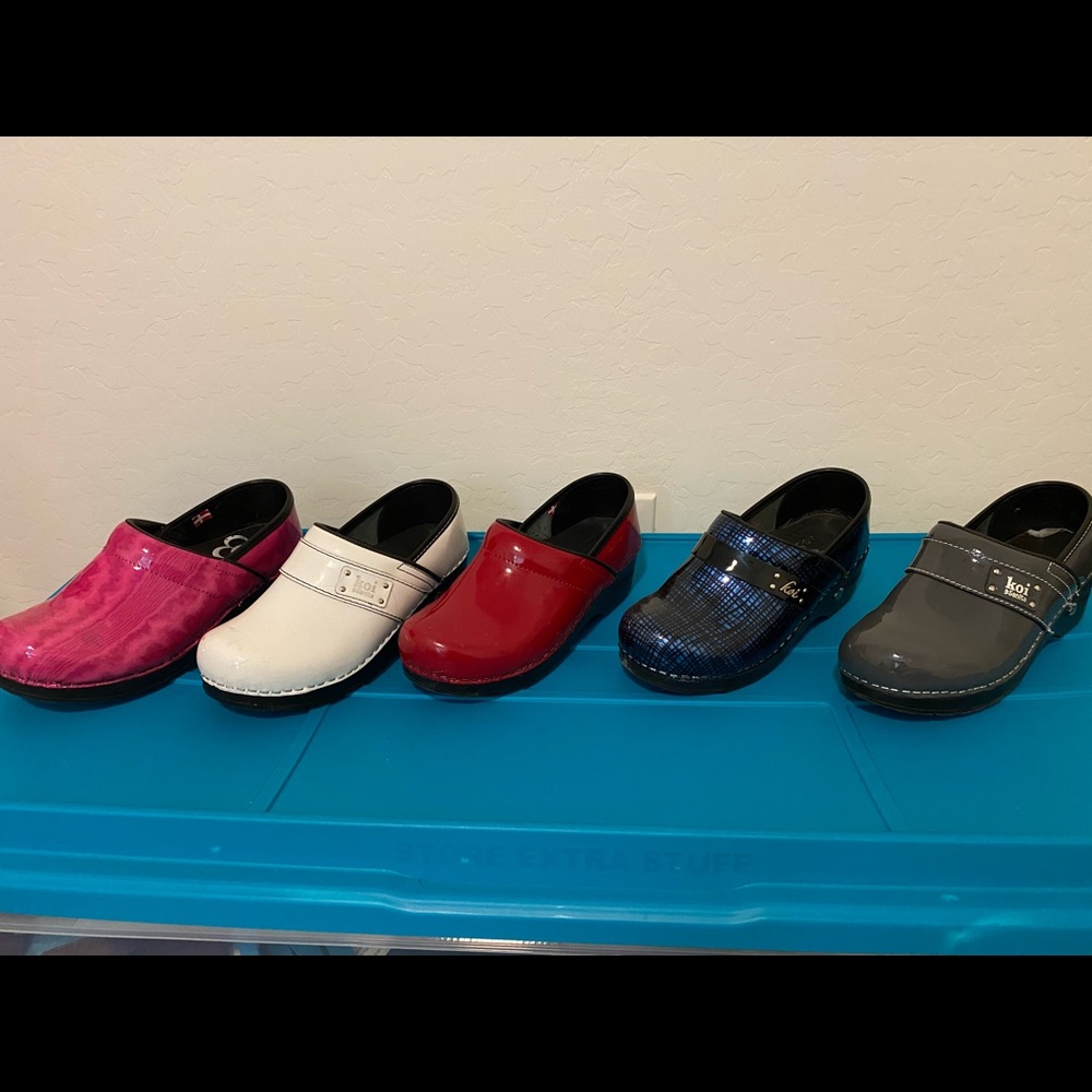 Sanita & Koi nursing clogs